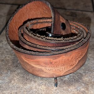 Harley Davidson Vintage 80s Tooled Leather Belt Men's 42